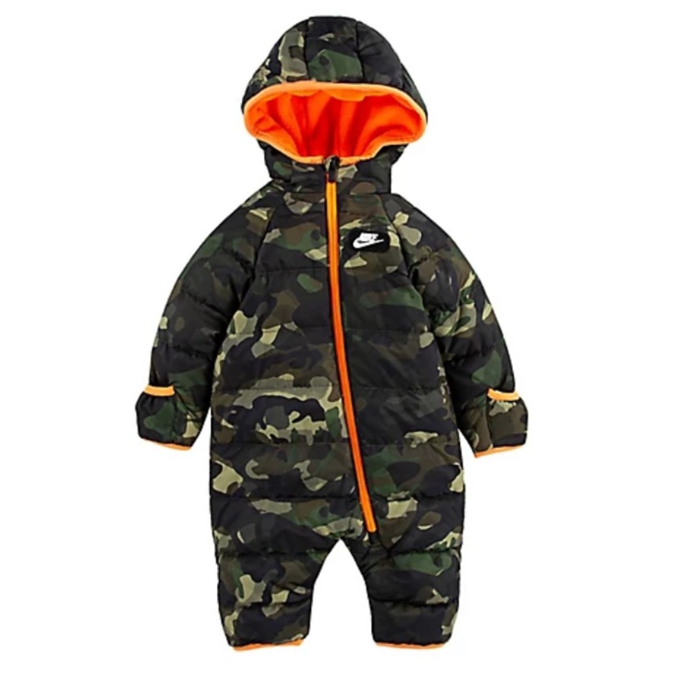 NWOT! Nike Camo Snowsuit